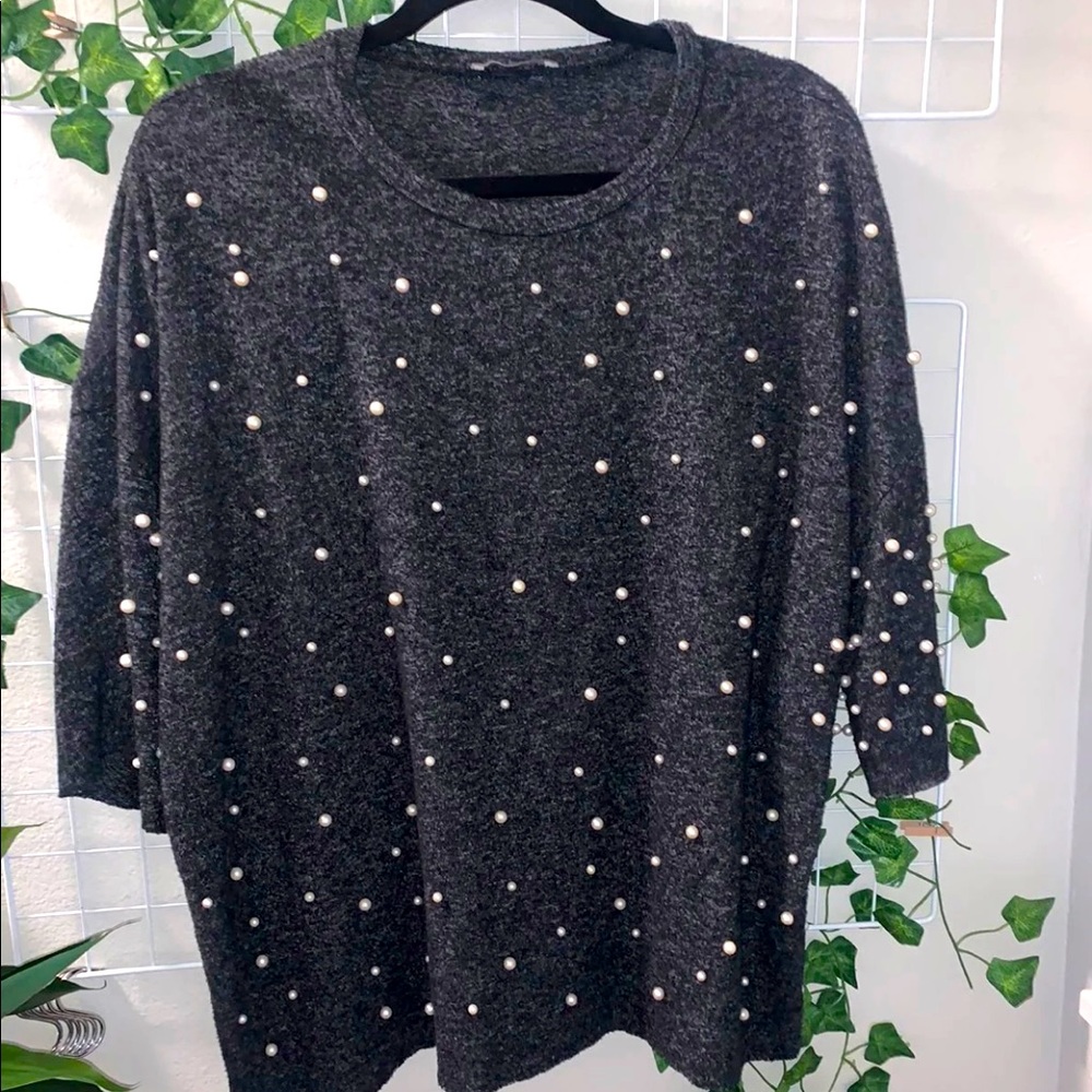 Faux Pearl Short Sleeve Crew Neck
